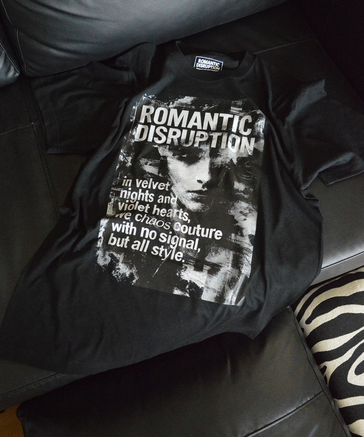 ご予約商品「7月末発送」【ROMANTIC DISRUPTION by BROTHERHOOD】Chaos in Vogue mono Tee Shirt