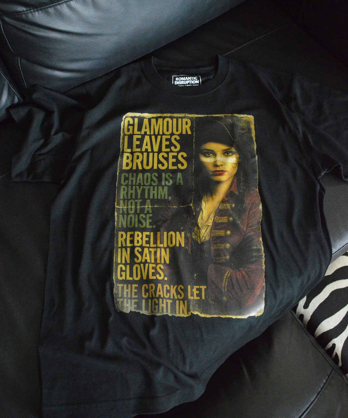 ご予約商品「7月末発送」【ROMANTIC DISRUPTION】Velvet Rebellion Tee Shirt