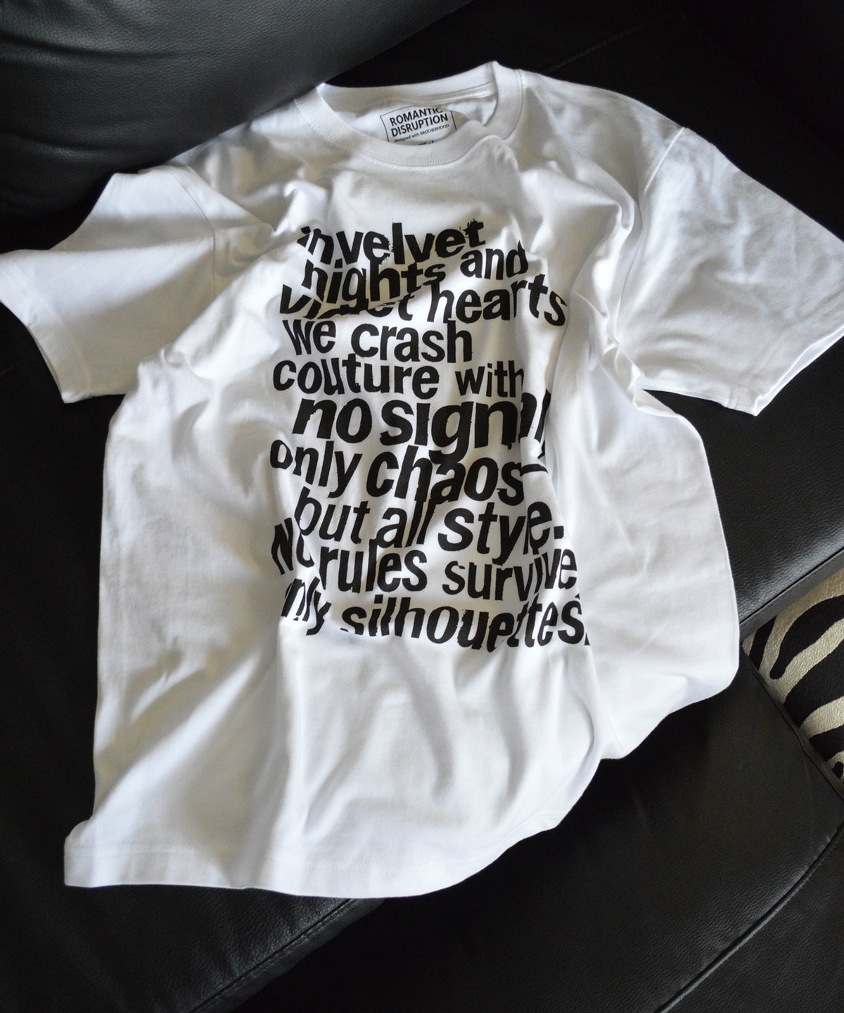 【ROMANTIC DISRUPTION】Silhouette Anthem Tee Shirt